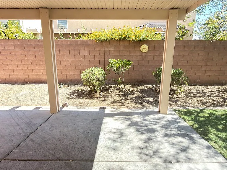 6675 Prairie Dusk Dr — Photo 20