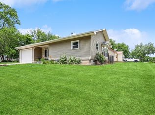824 S 4th Ave, Winterset, IA 50273