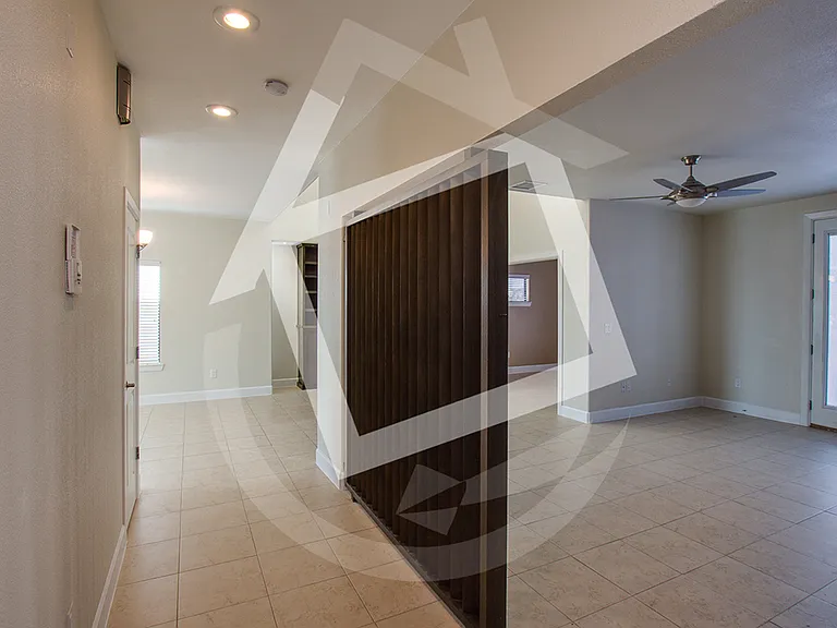 5353 Jack Marcus Dr — Photo 5