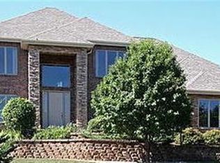 9021 Settlers Rd, Madison, WI 53717