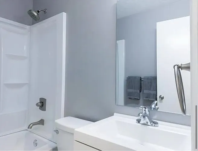 356 Kingview Dr — Photo 7