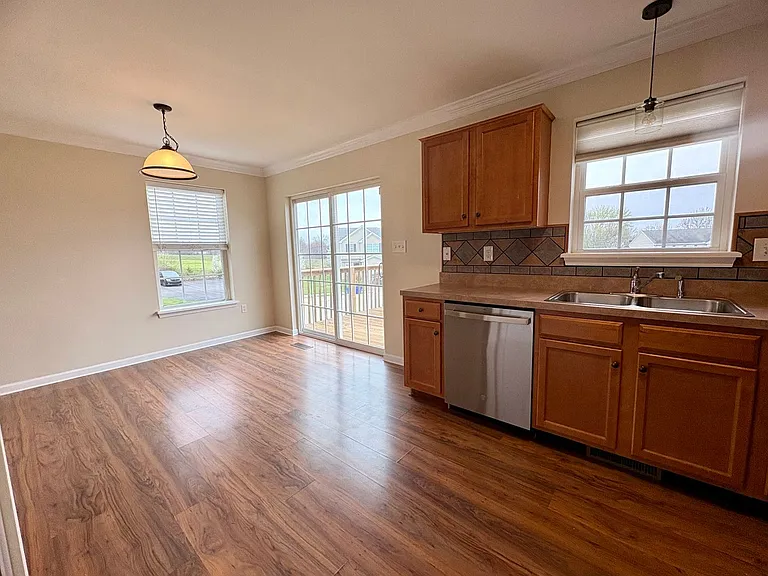 710 Rachel Dr — Photo 15