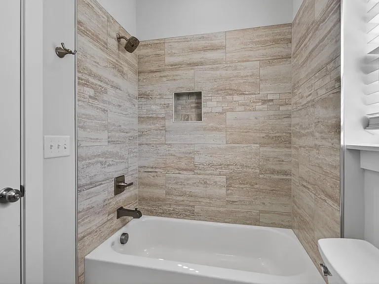 807 Cook Rd — Photo 37