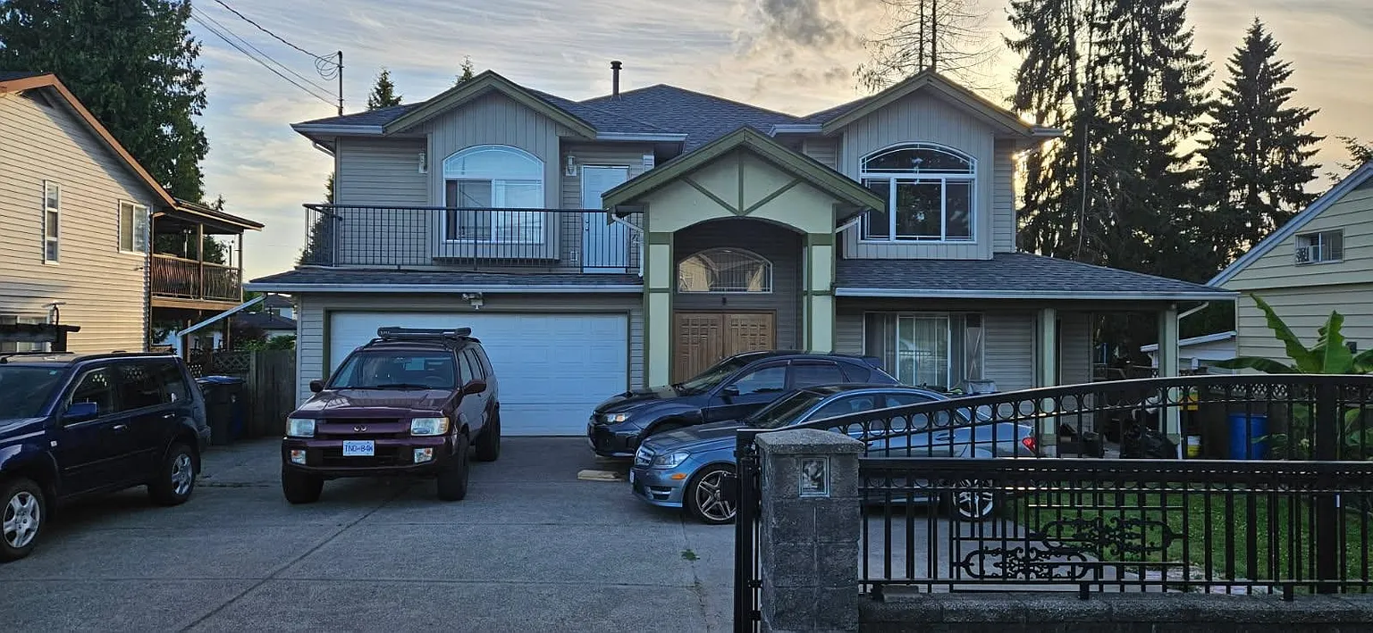10947 140th St photo 1