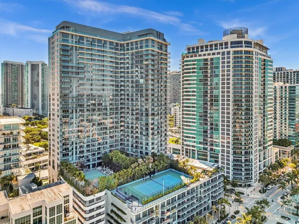 121 NE 34th St, Miami, FL