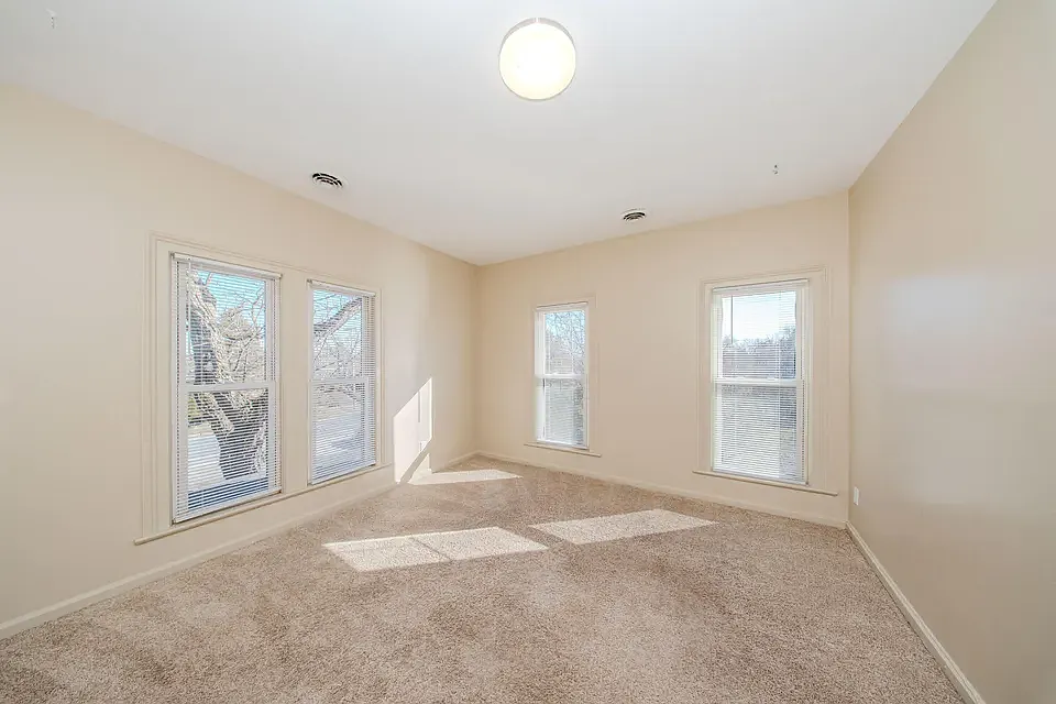 1 bed, 626 sqft, $1,100 — Photo 4