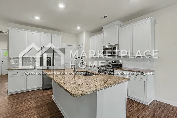1109 Alston Ridge Ct — Photo 9
