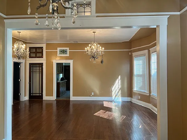 814 N Van Ness Ave — Photo 10