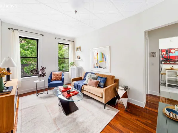 55 Hicks Street image 1 of 8