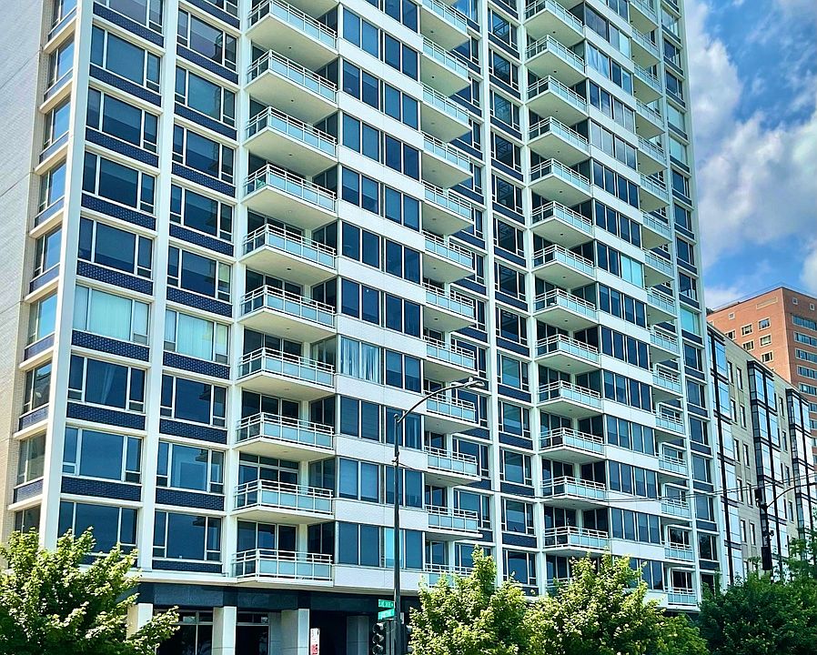 1st image of 1300 N Lake Shore Dr APT 3C