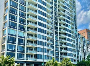 1300 N Lake Shore Dr APT 3C, Chicago, IL