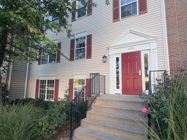 109 Fort Evans Rd SE APT A, Leesburg, VA 20175