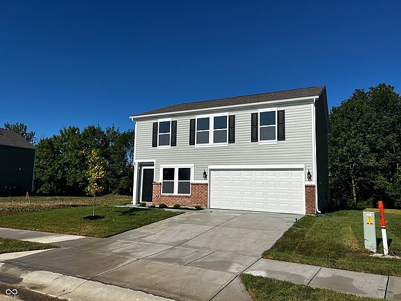 3rd image of 2329 N Liberty Lakes Dr