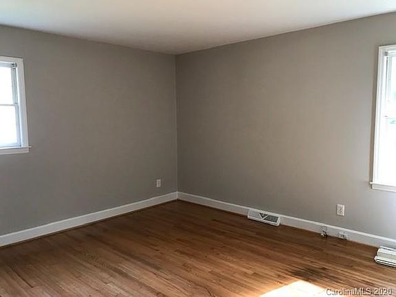 5th image of 6617 Lynmont Dr
