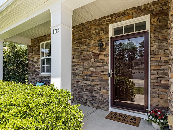 2nd image of 105 Woodtrellis Ct