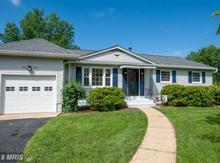6514 Carriage Dr, Alexandria, VA 22310