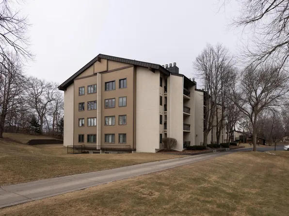 200 Willow Ct APT 3A, Fergus Falls, MN 56537