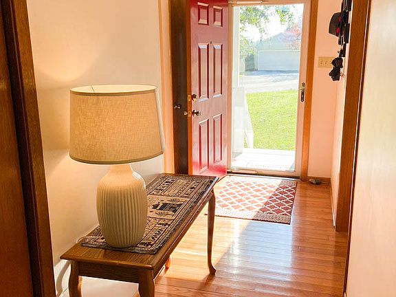 3rd image of 4509 Foothills Dr