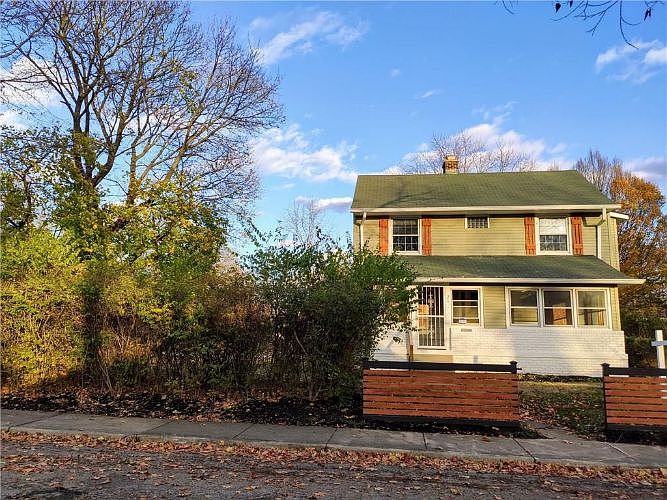 1st image of 21 S Gladstone Ave