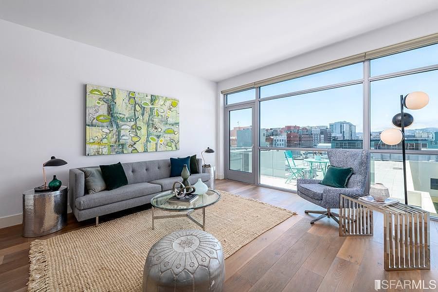 1st image of 72 Townsend St #807-L