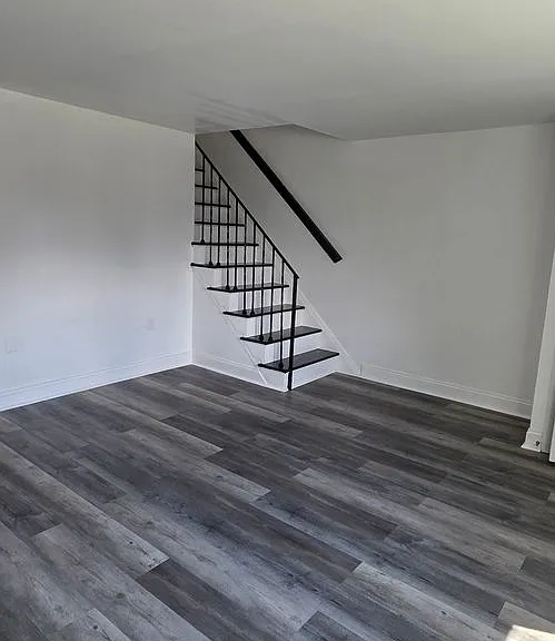 1624 Lyle Ct — Photo 3