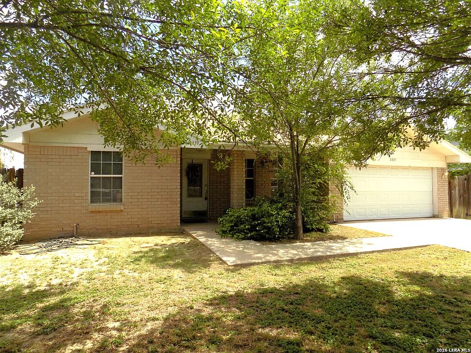 1st image of 2339 ROYAL PARK DR