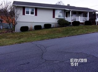 2205 12th St, Altoona, PA 16601