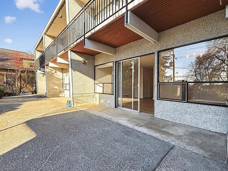 1330 12th Ave S #3 — Photo 10
