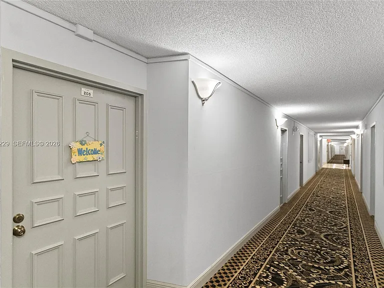 4020 Galt Ocean Dr #203 — Photo 7