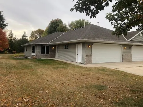 1243 Bradford St SE, Hutchinson, MN 55350