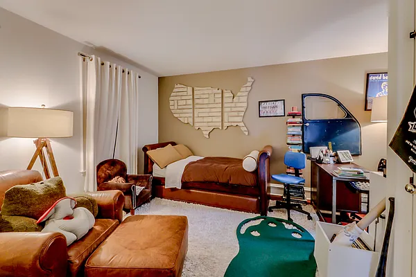 Rented by Brown Harris Stevens | media 38