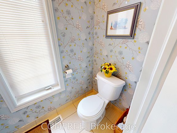 5th image of 16 Ridgegate Cres