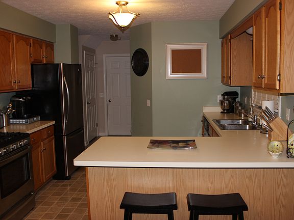 2nd image of 1586 Hayride Dr