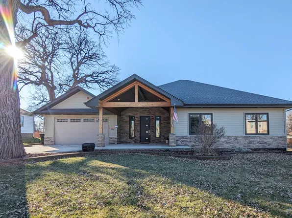 7808 Blazer Ave, Oak Lawn, IL 60458