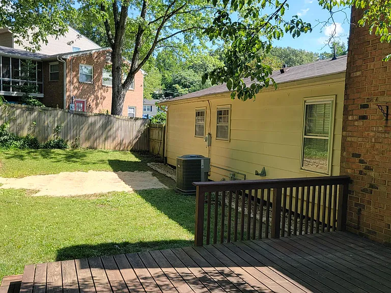Niblick Cir — Photo 42