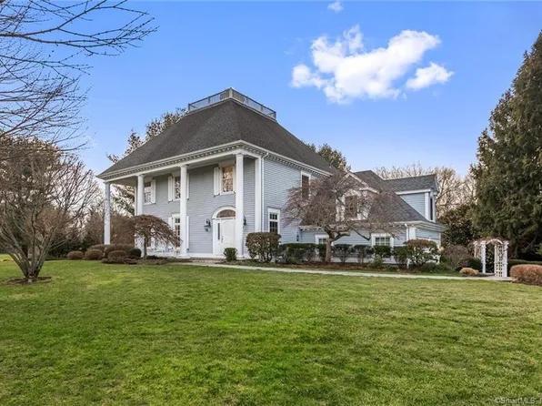 17 Anvill Road, Fairfield, CT 06890