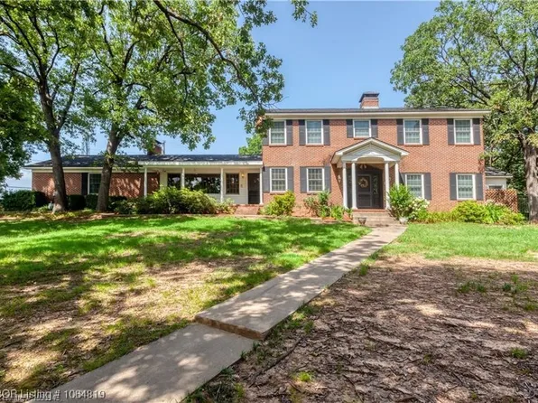 3327 Crowe Hill Cir, Fort Smith, AR 72903