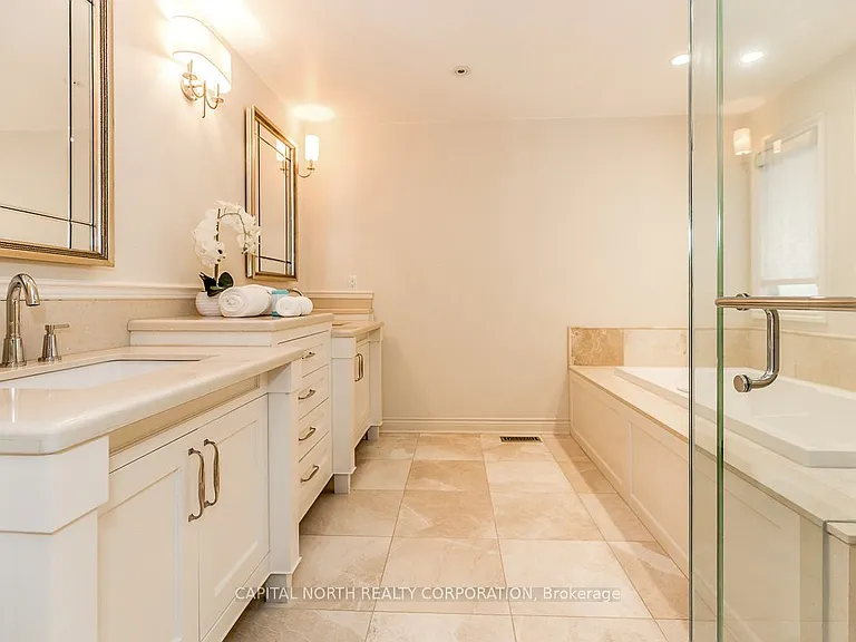 4 Prescott Ct — Photo 27