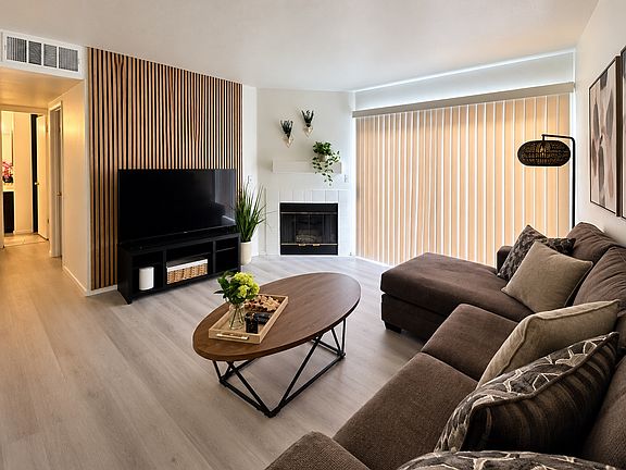 3rd image of 3111 Key Largo Dr Unit 204