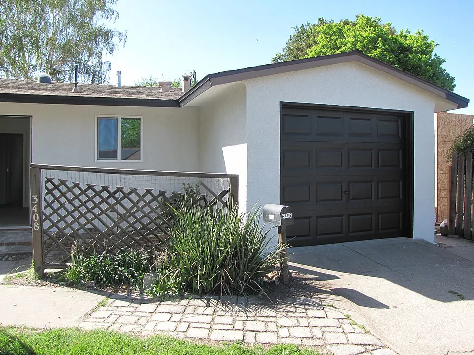 3408 W Alpine Ave