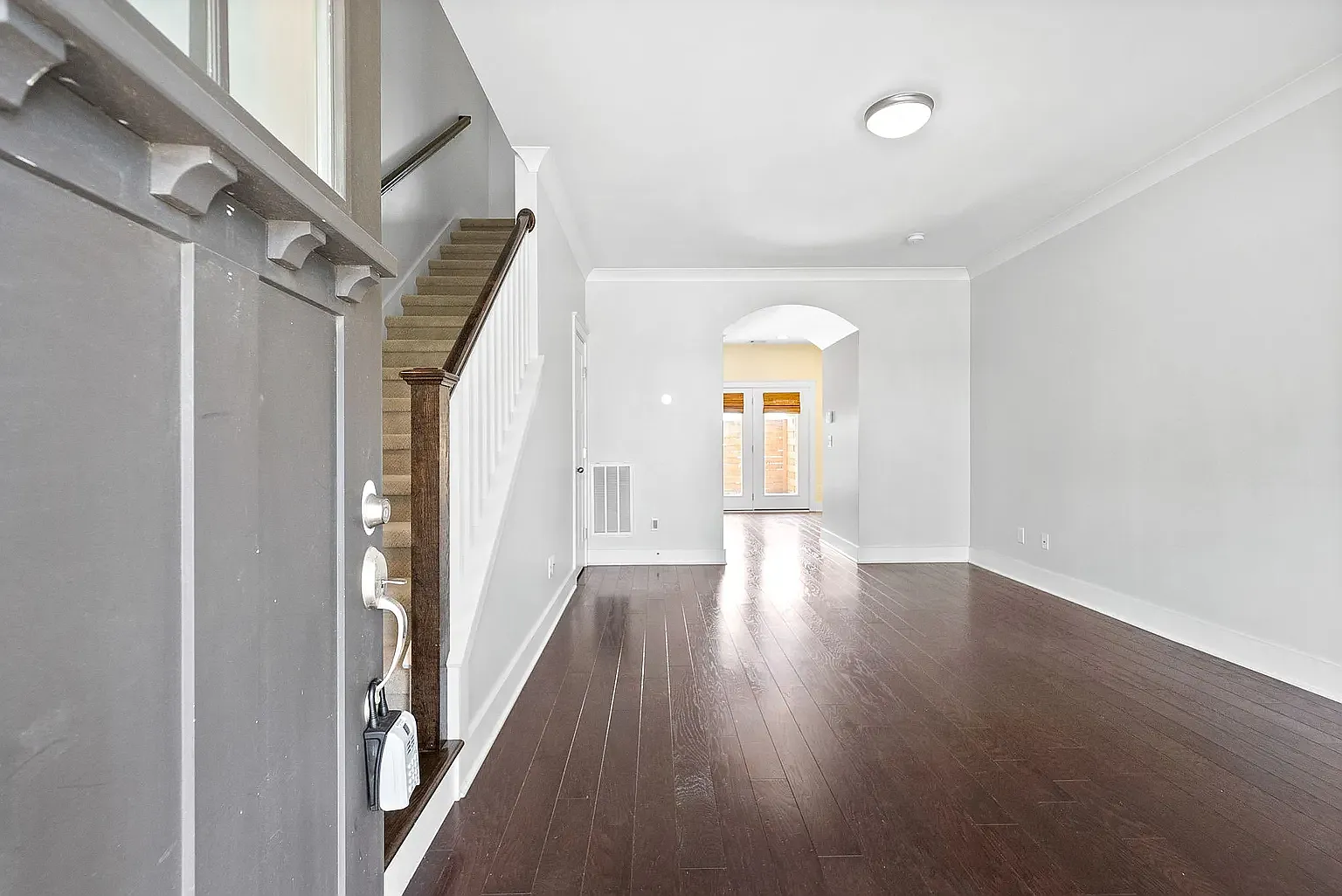 2 bed, 2.5 bath, 1198 sqft, $2,800 — Photo 4