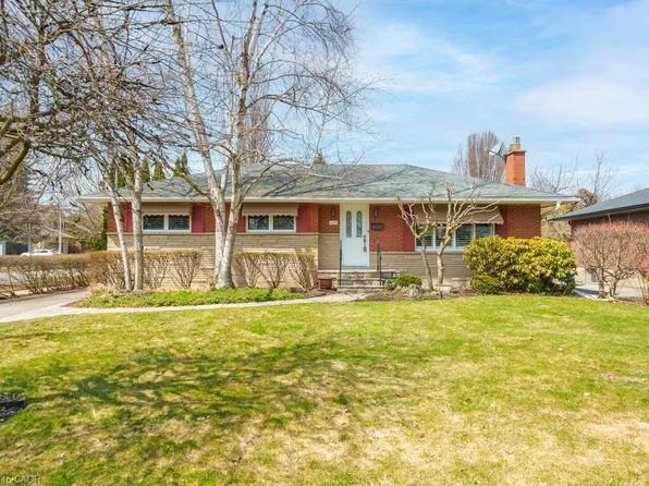 2205 Joyce St, Burlington, ON L7R 2B6