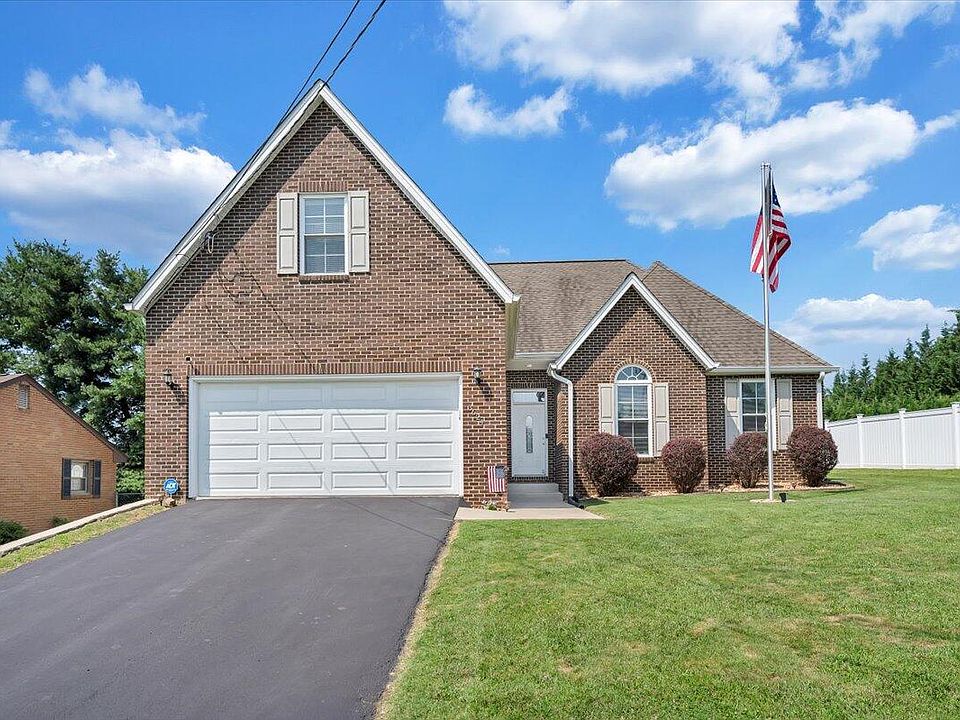 1st image of 3624 Ellen Dr