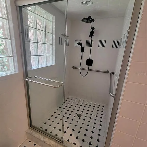 101 Cedar Point Ln — Photo 12