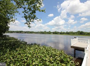 351 Creek Rd, Moorestown, NJ 08057