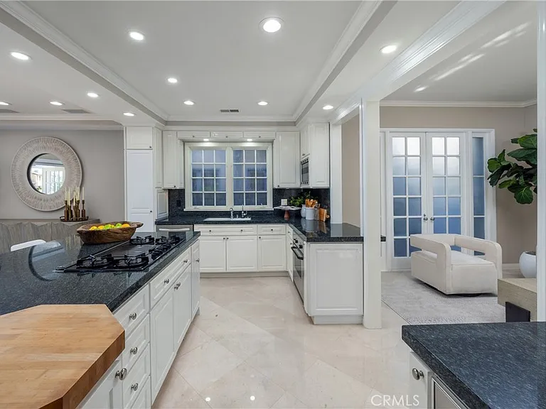 736 Harbor Island Dr — Photo 7