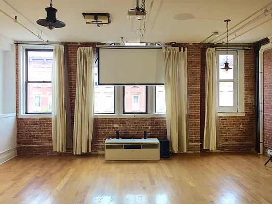 Rented by Go Greenpoint Real Estate | media 29