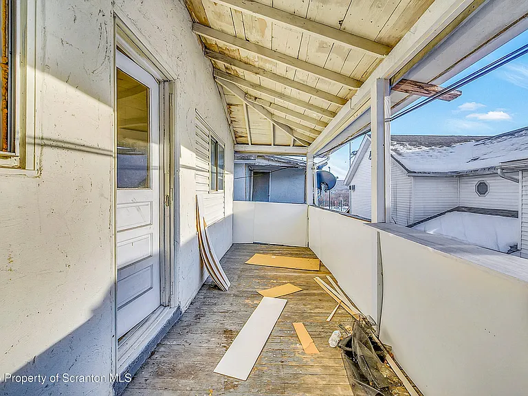 1011 Washburn St #2 — Photo 9
