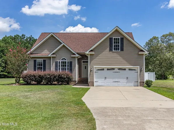 501 Western Wayne Drive, Pikeville, NC 27863
