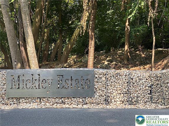 4th image of 395 Mickley Rd